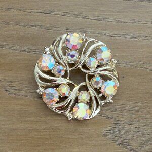 Vintage Aurora Borealis Rhinestone Circle Brooch Pin Gold-Tone Setting